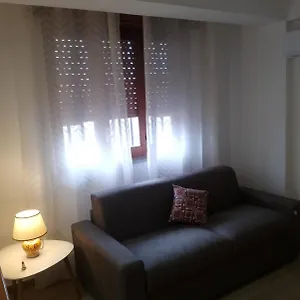  Casa vacanze Myrema House - Near Fontanarossa Airport Italia